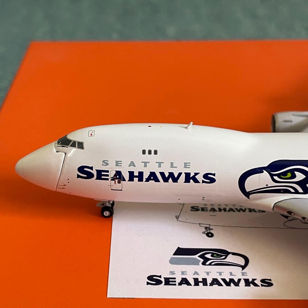 BOEING 747-8F ハウス SEATTLE SEAHAWKS 1:400