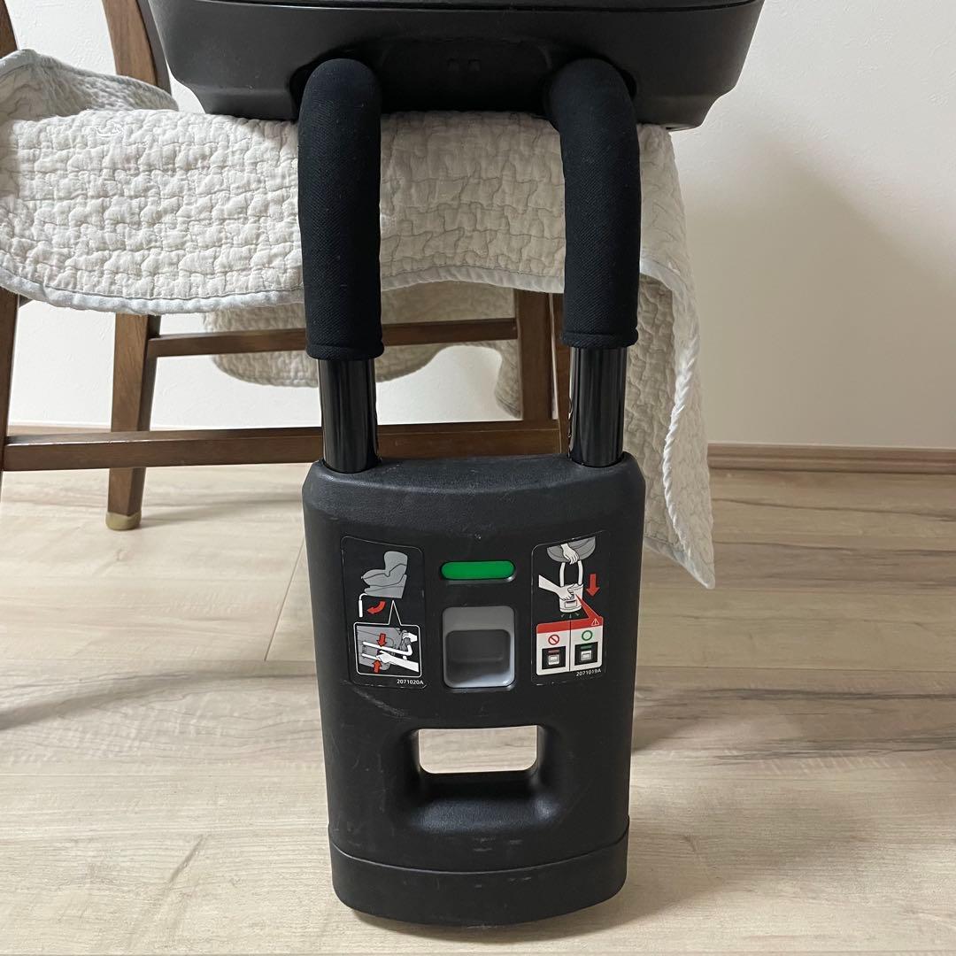 【美品】カーメイト　チャイルドシート　クルット４iプレミアムⅢ　グレー⭐︎