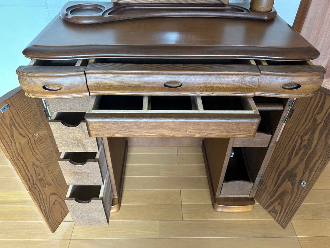 ドレッサー　三面鏡