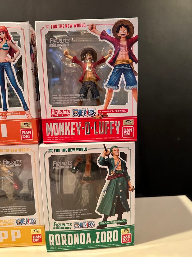 ワンピース Figuarts ZERO 麦わらの一味　セブンイレブン限定台座付き