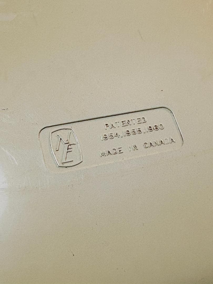 ヴィンテージ 壁掛け ダイアル 電話機 クリーム色