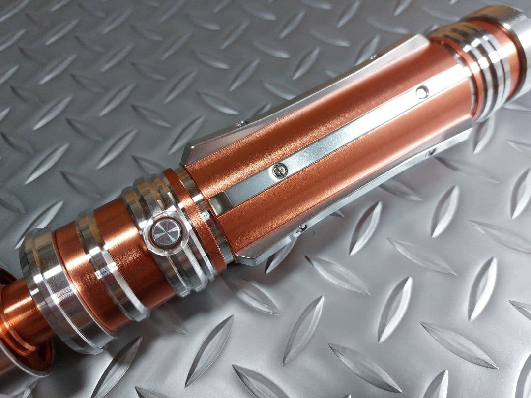 カスタムライトセーバー【Leia SE Variant】SN-PRO新品未使用