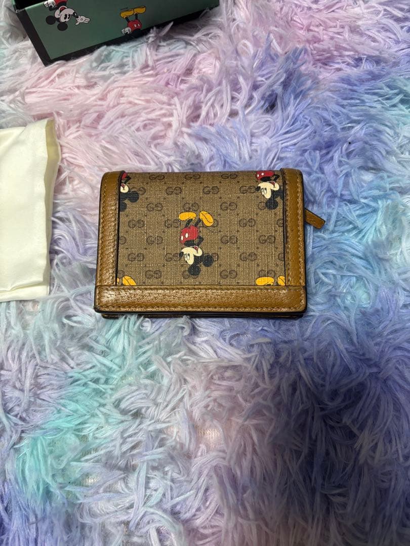 地*儀様 GUCCI グッチ　ミッキー財布
