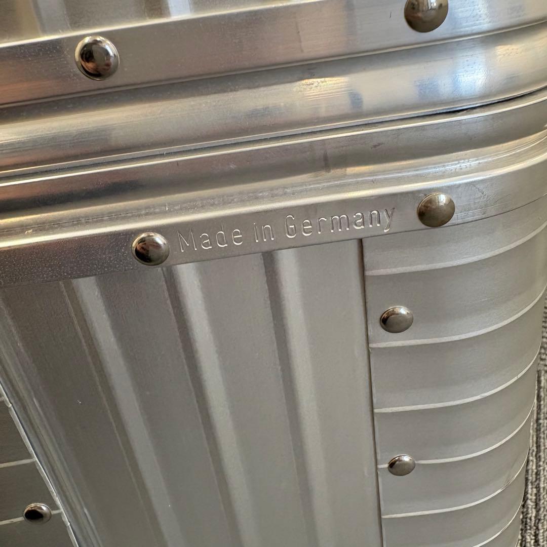 RIMOWA PORSCHE パイロット　キャリーケース　二輪　アルミ　トロリー