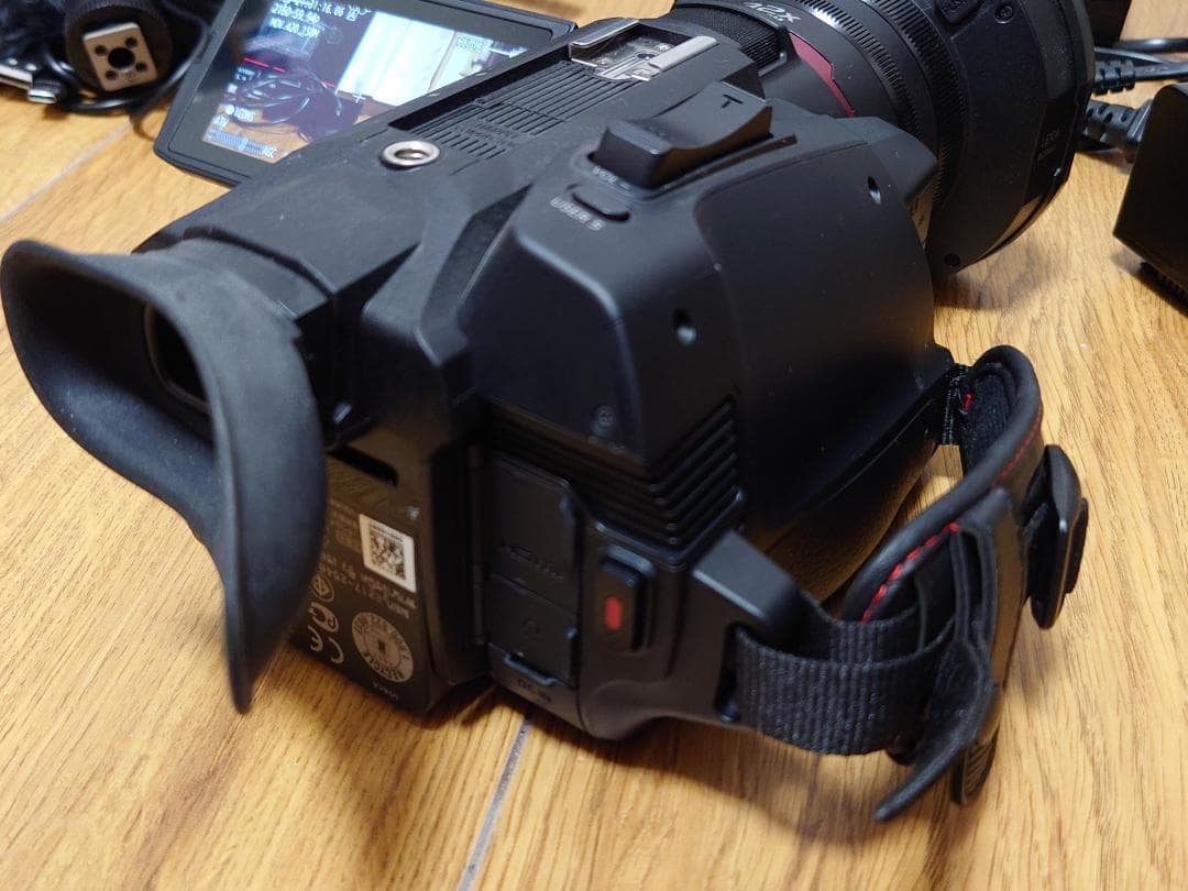 Panasonic HC-X1500 ビデオカメラ 本体（箱付き）他おまけ付き