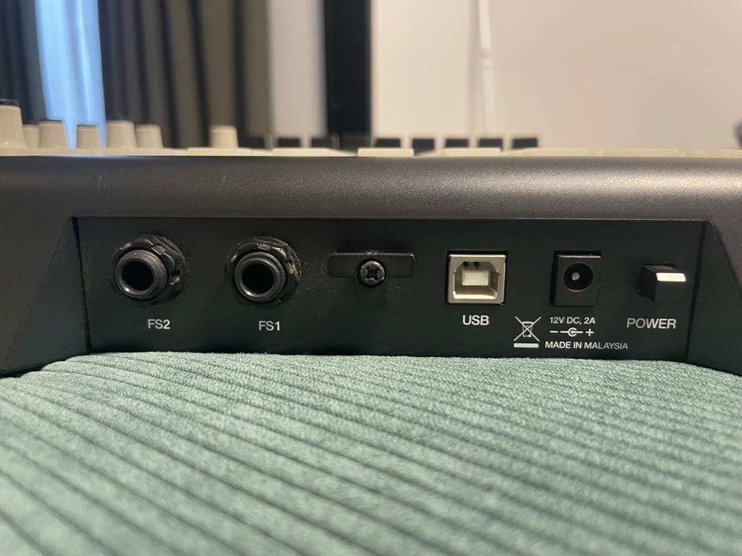 APC40 - AKAI Professional コントローラー