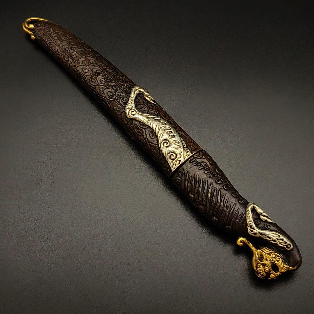 銅製刀装具　柄鞘拵え　獣図　絵金銀　金工品　細工　刀装具