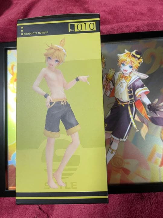 鏡音レンフィギュア 水着ver フリーイング