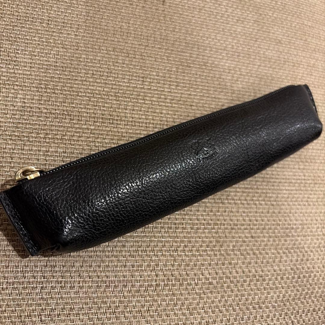 イルビゾンテ ペンケース