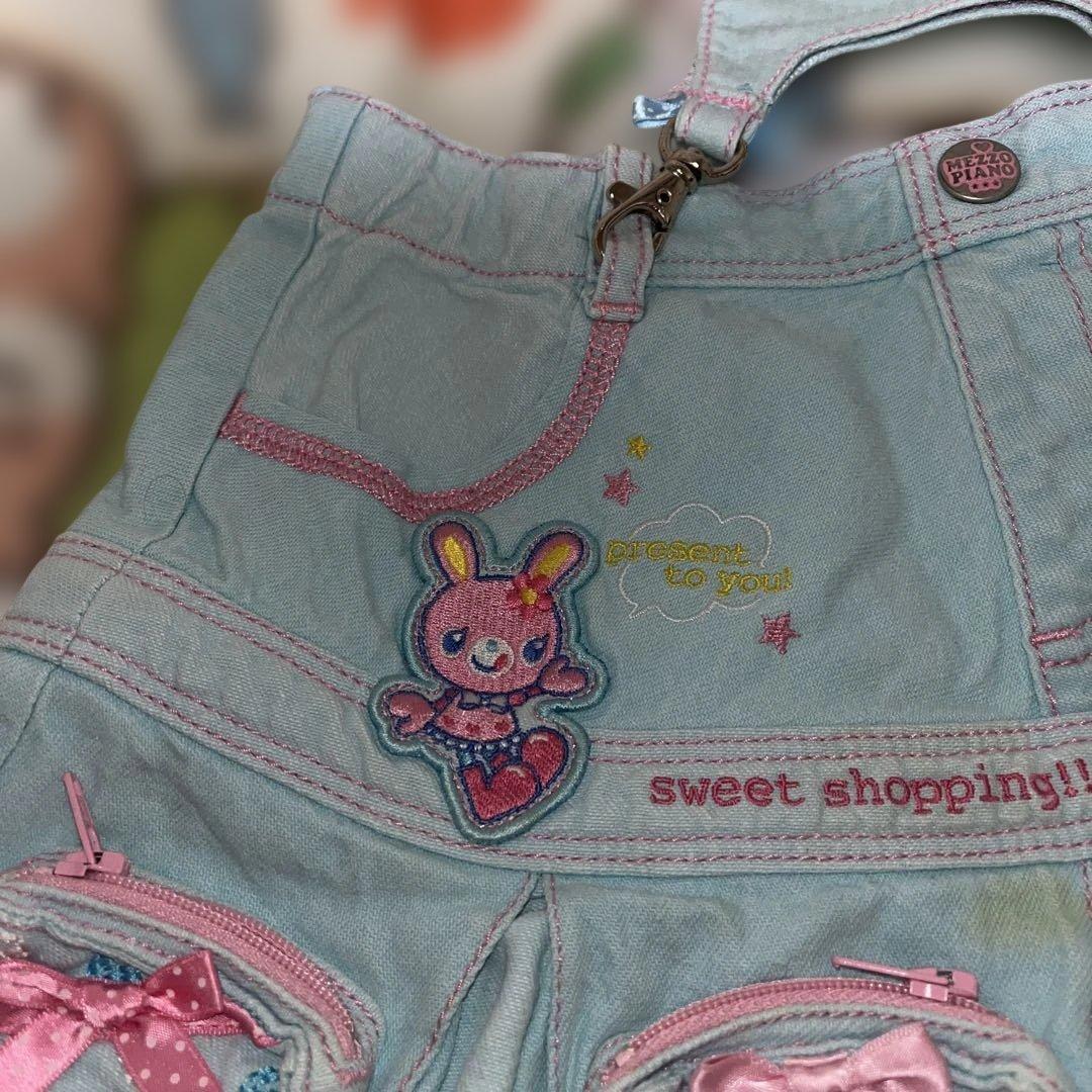 残念シミがある。昔のメゾピアノ 水色刺繍スカート