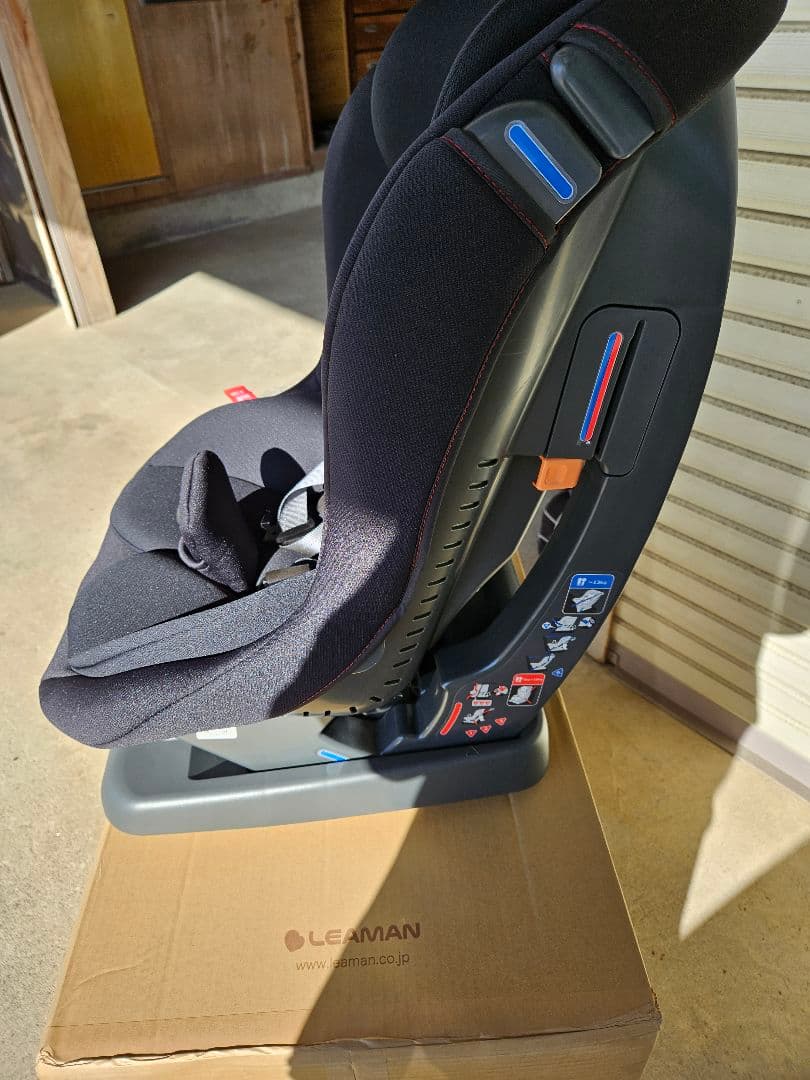 極美品★ リーマン ネディアアップ 新生児から4歳頃　日本製　黒