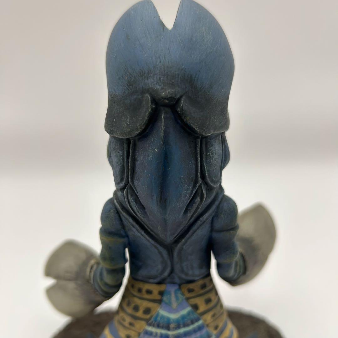 美品　おとなりのかいじゅうフィギュア　バルタン星人　希少