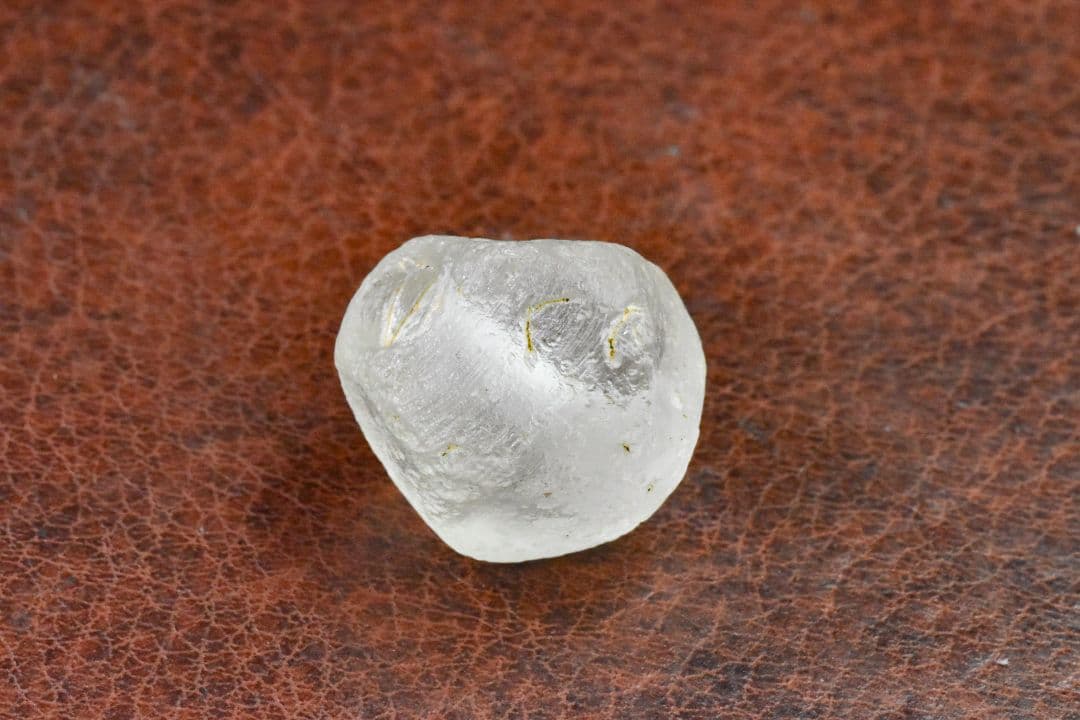 1700年代 ヨーロッパ産 氷砂糖の様な10面体トレードビーズ