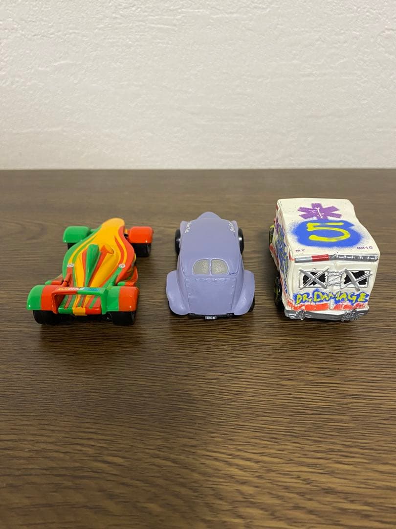 カーズ　トミカ　リップクラッチゴンスキー、リバースコット、ドクター・ダメージ