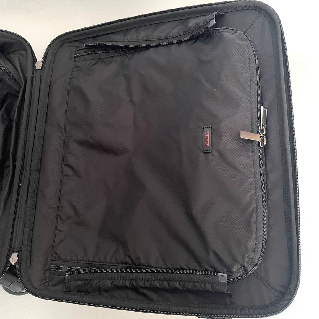 TUMI スーツケース コンパクト 4ウィール V4 ブラック 4輪