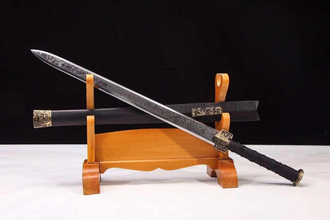 古兵器    武具　刀装具　日本刀　模造刀  赤壁 漢剣 三國無双