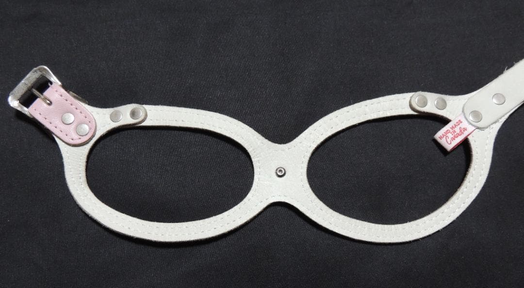 超美品　Buddy Belts バディベルト　ピンク　ストーン付ハーネス　3.5