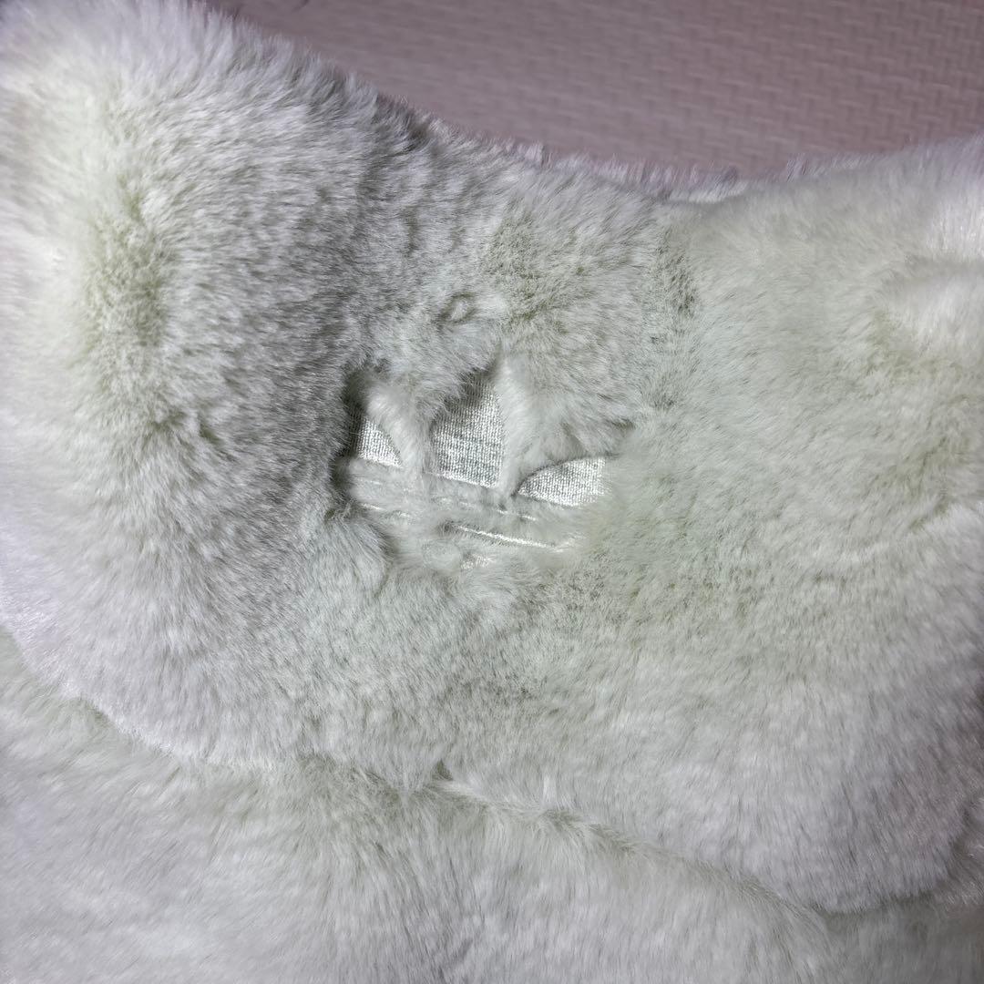 【極美品】adidas originals ファートラックジャケット