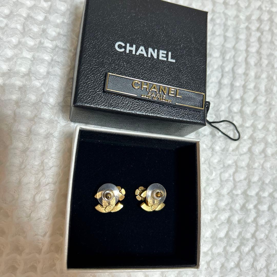 CHANEL シャネル　ピアス　正規品
