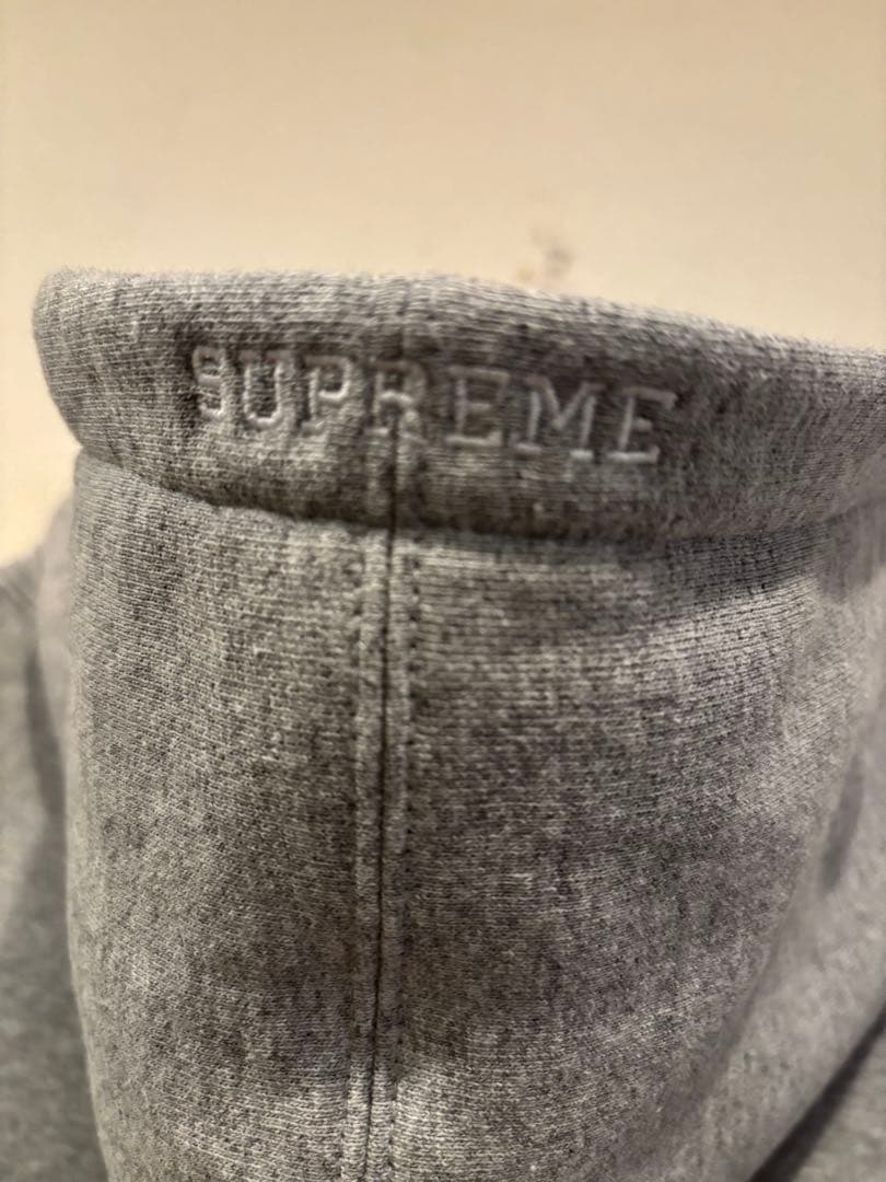 supreme シュプリーム　Sロゴパーカー　L 2025SS