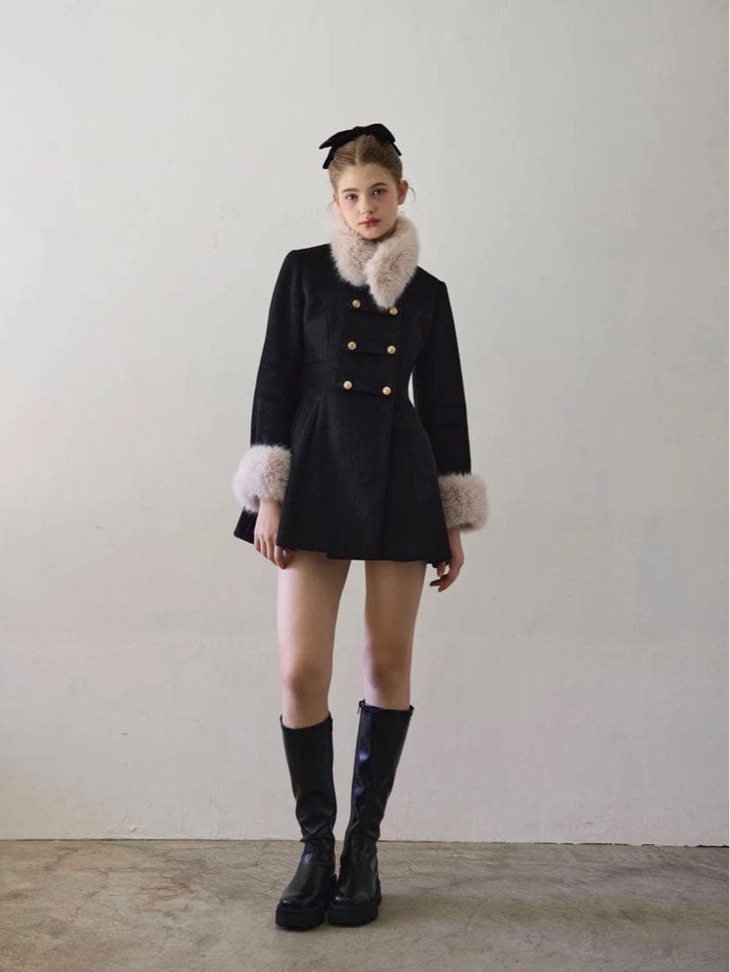 Treat Ürself Muse fur flare coat（black）