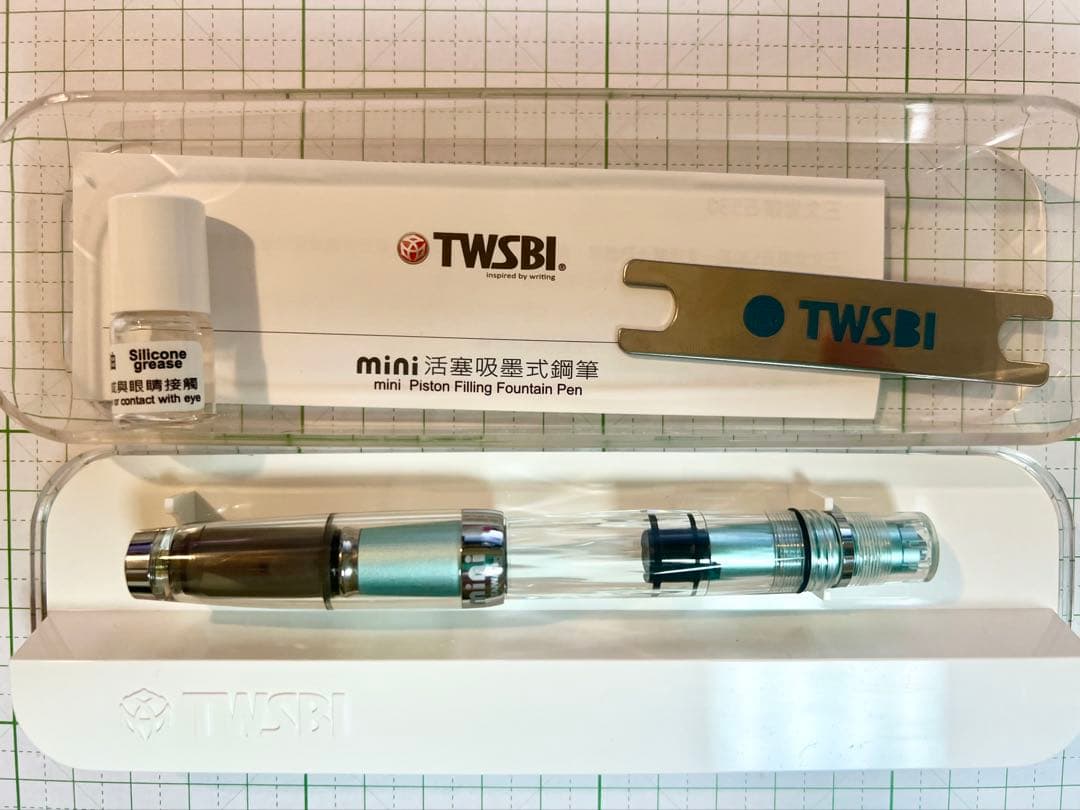 ニブ穴を星型にした ツイスビー ダイヤモンドミニ AL 細F 万年筆