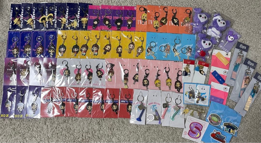 TWICEキーホルダー