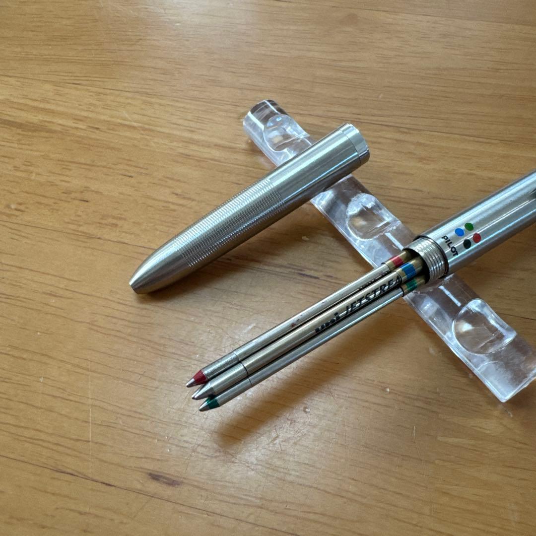 廃盤 PILOT パイロット 細字4色 ボールペン 多色ペン 振り子式