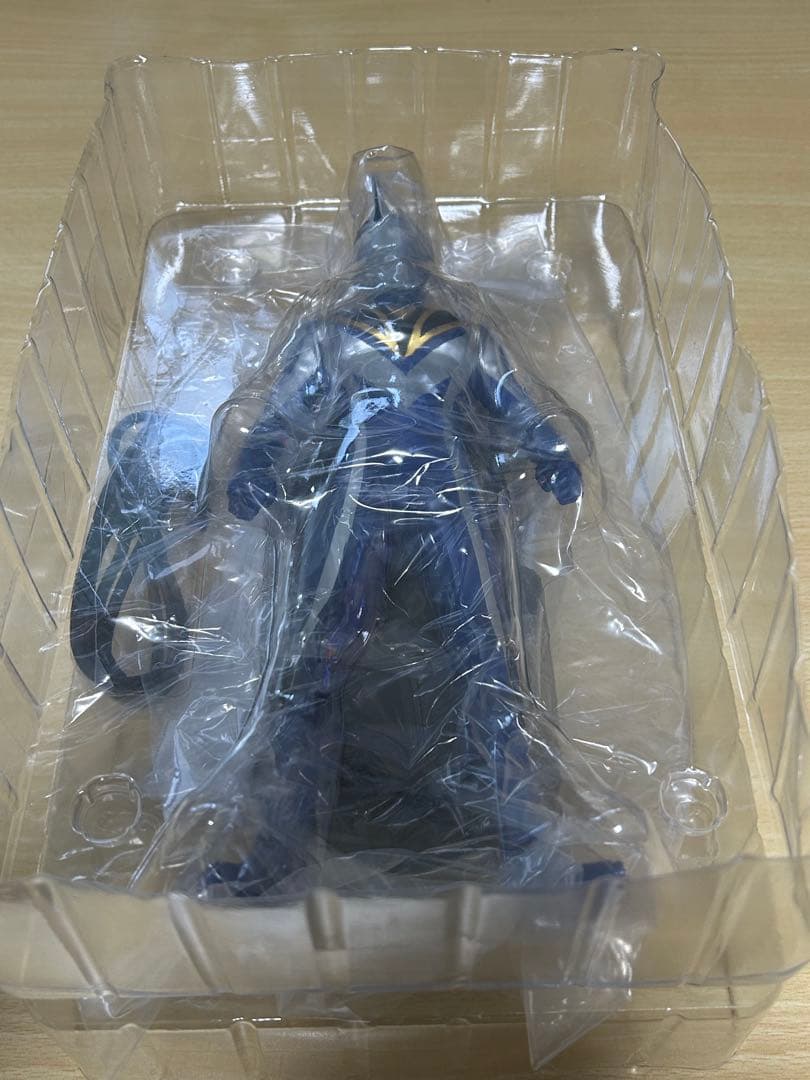 大怪獣シリーズ　ウルトラマンアグル (V2)　限定版　少年リック