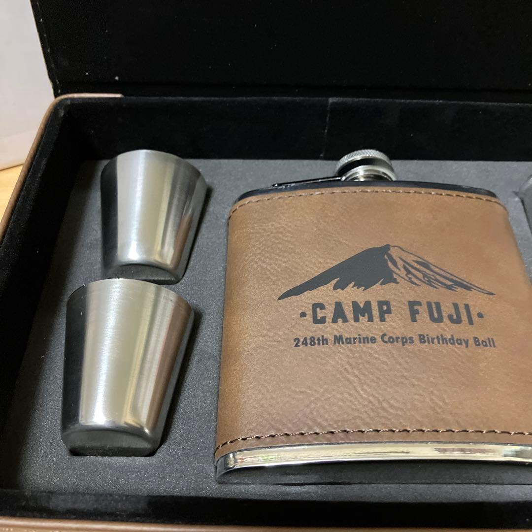 アメリカ海兵隊　創立記念周年式典　冊子　ケース付　アルコール用フラスコ
