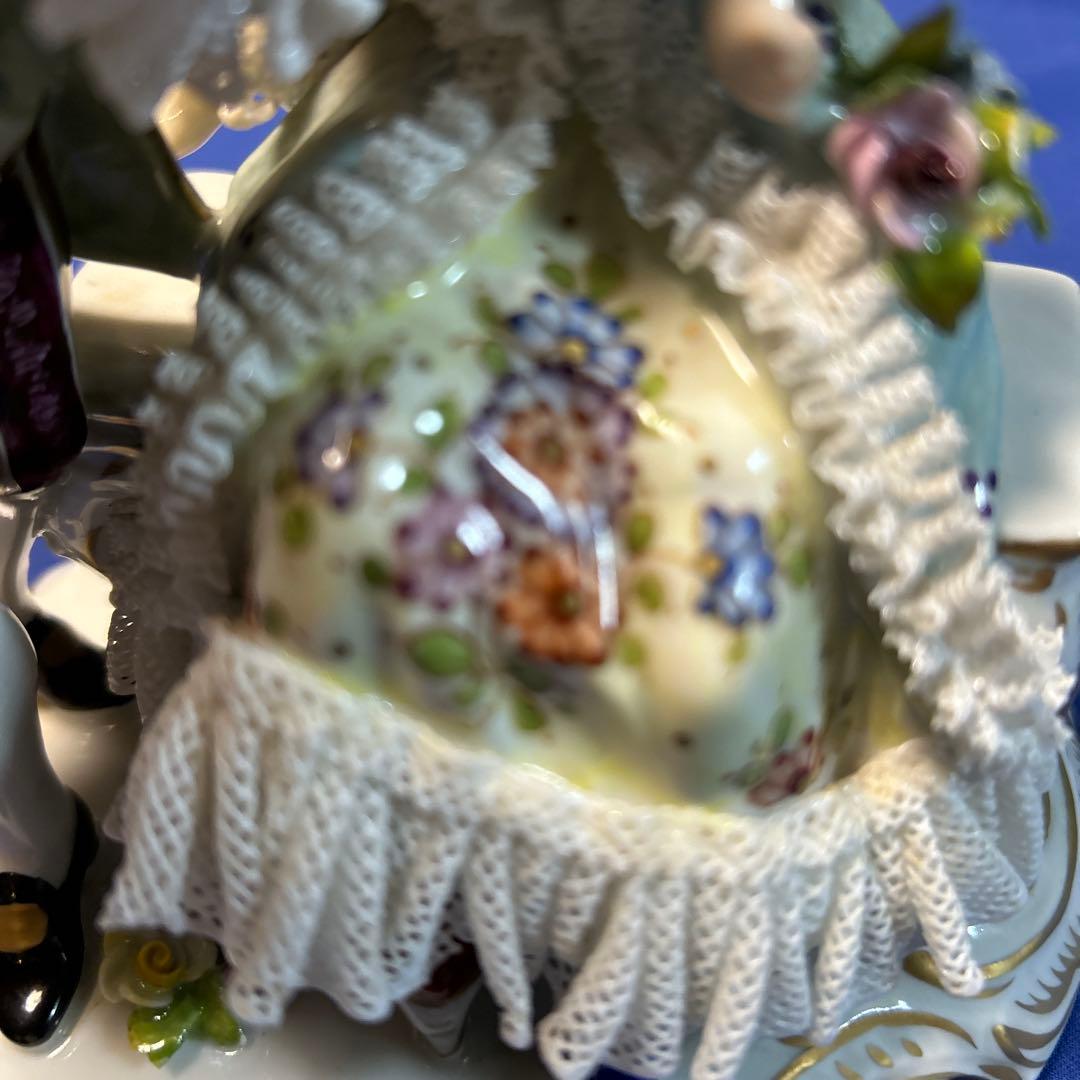 ドレスデンvolkstedt(フォルクシュテット)レース人形フィギュリン