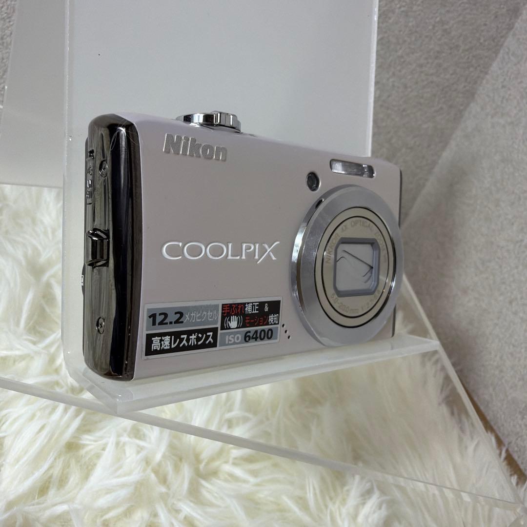 【美品】 Nikon COOLPIX S620 ニコン デジカメ 付属品多数