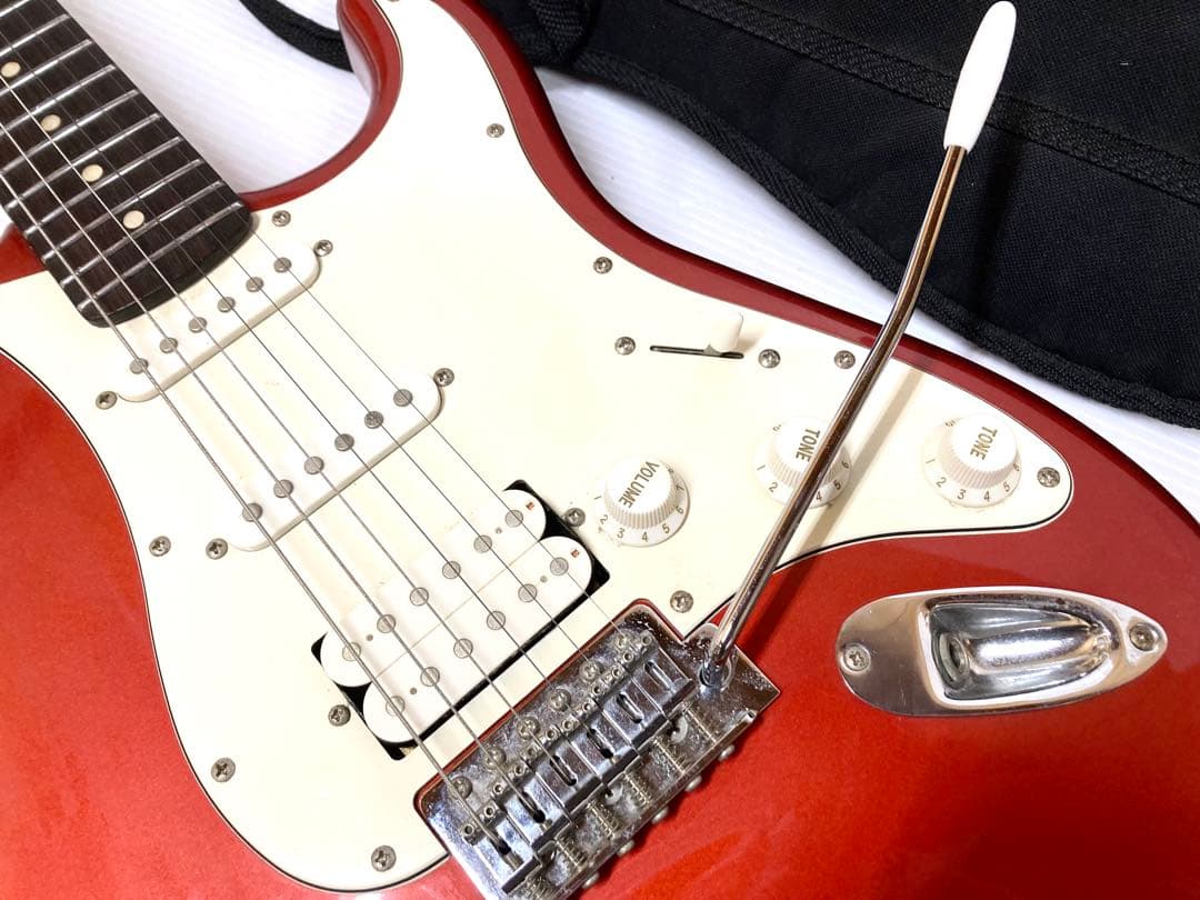 ◆BUSKER'S◆ストラト エレキギター BH1 CAR チューナー／ケース付