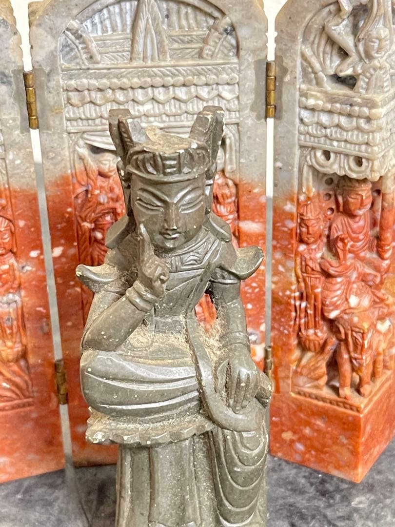 石製彫刻 三つ折り背景付き仏像　仏教　古美術