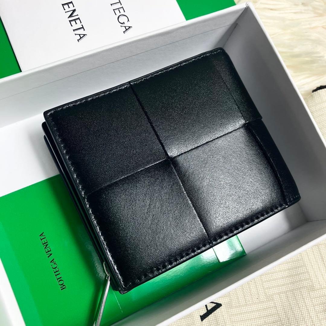 【未使用級】現行モデル ボッテガヴェネタ 二つ折り カセットIC搭載