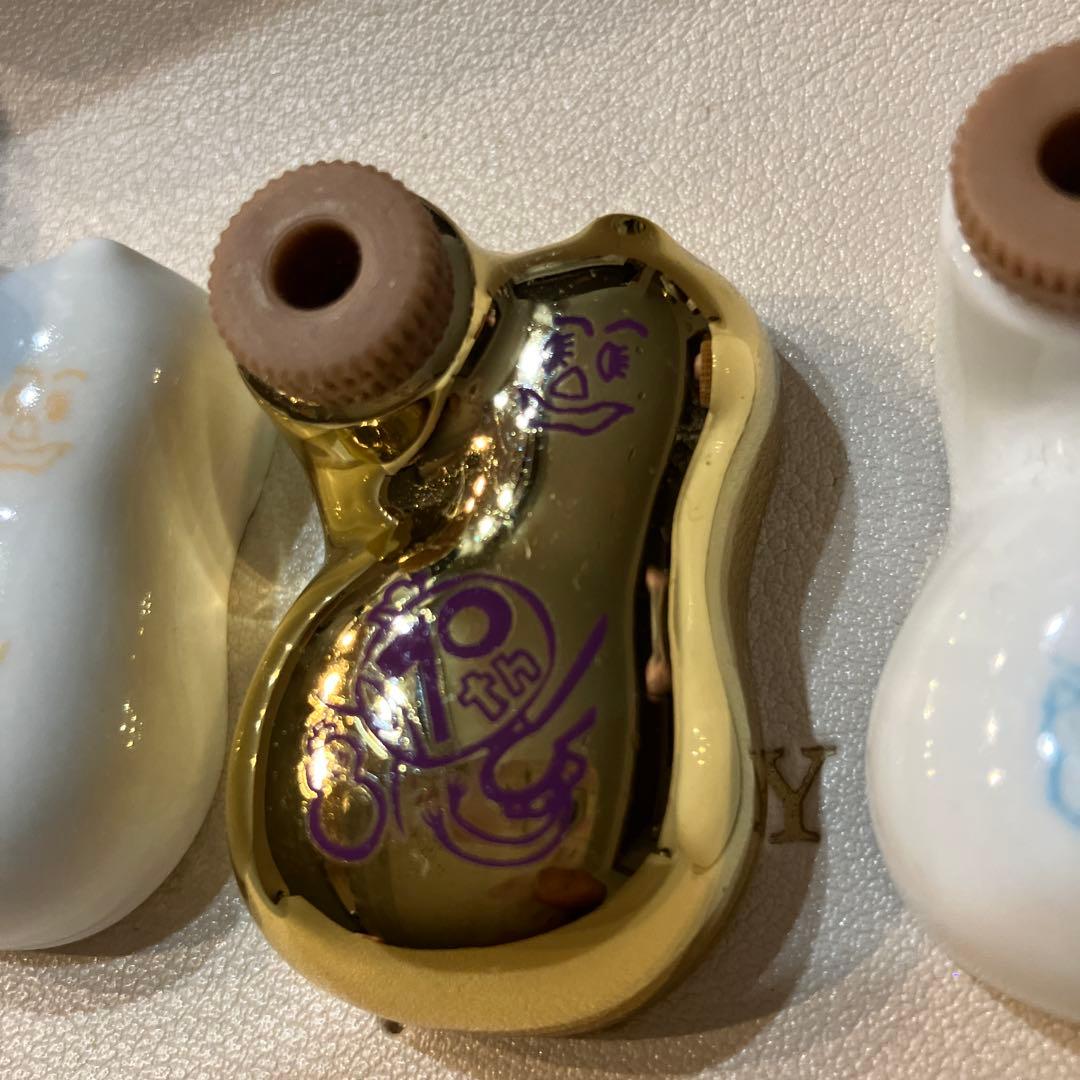 金のひょうちゃん　シウマイ70周年記念、白のひょうちゃん２個付き