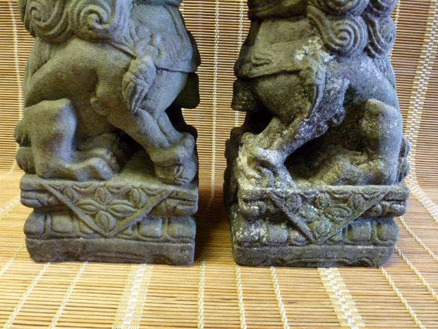 時代　アンティーク　狛犬　一対　石彫　彫刻　縁起物　魔除け　骨董