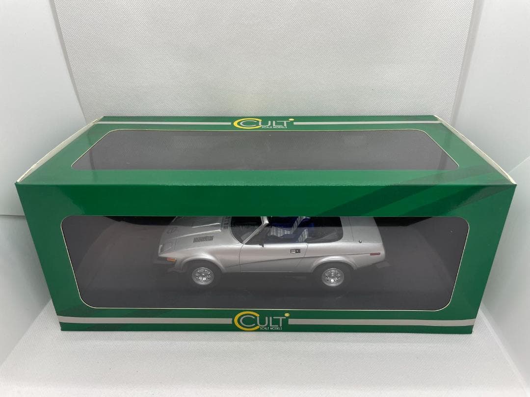 ミニカー 104-042 Cult 1/18 Triumph TR7 DHC 1980