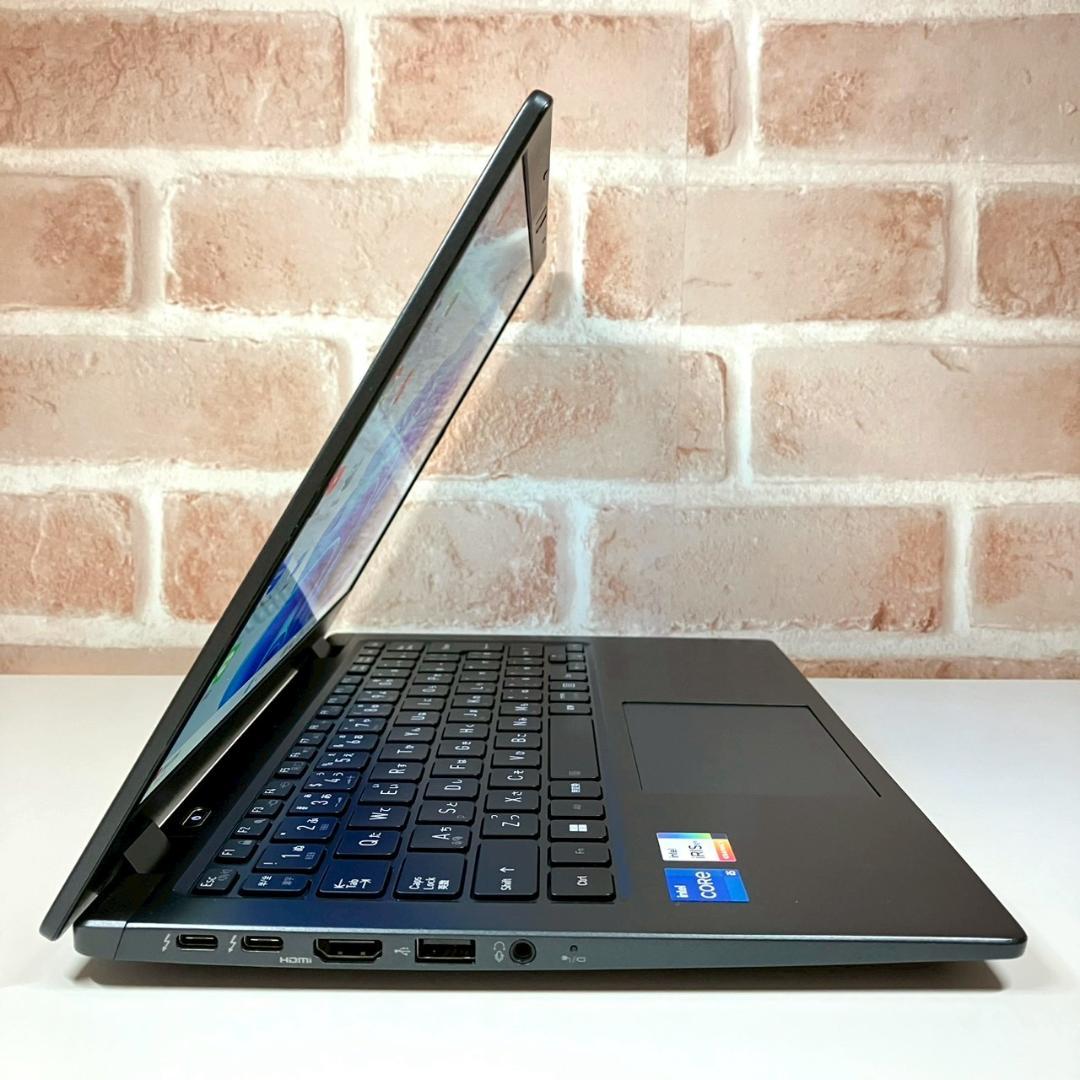 ★年末&決算セール★ 2022年製 超軽量モデル dynabook 423