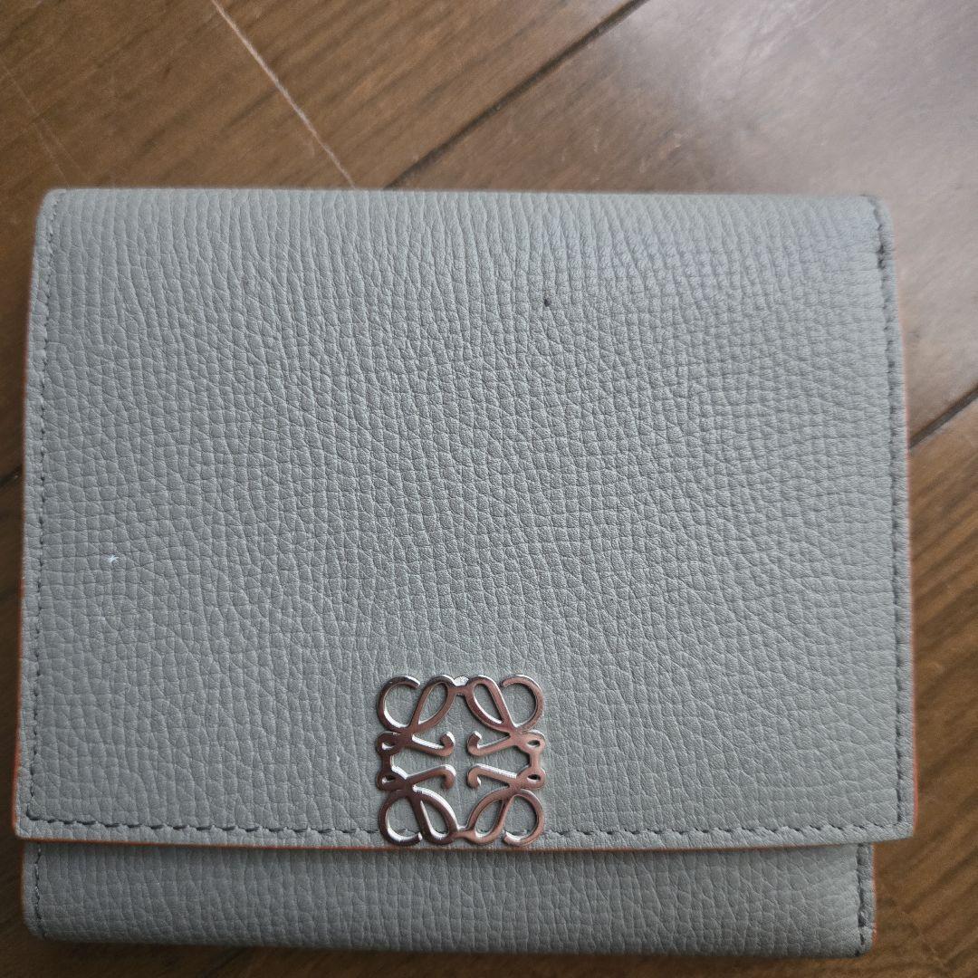 LOEWEレディース三つ折り財布