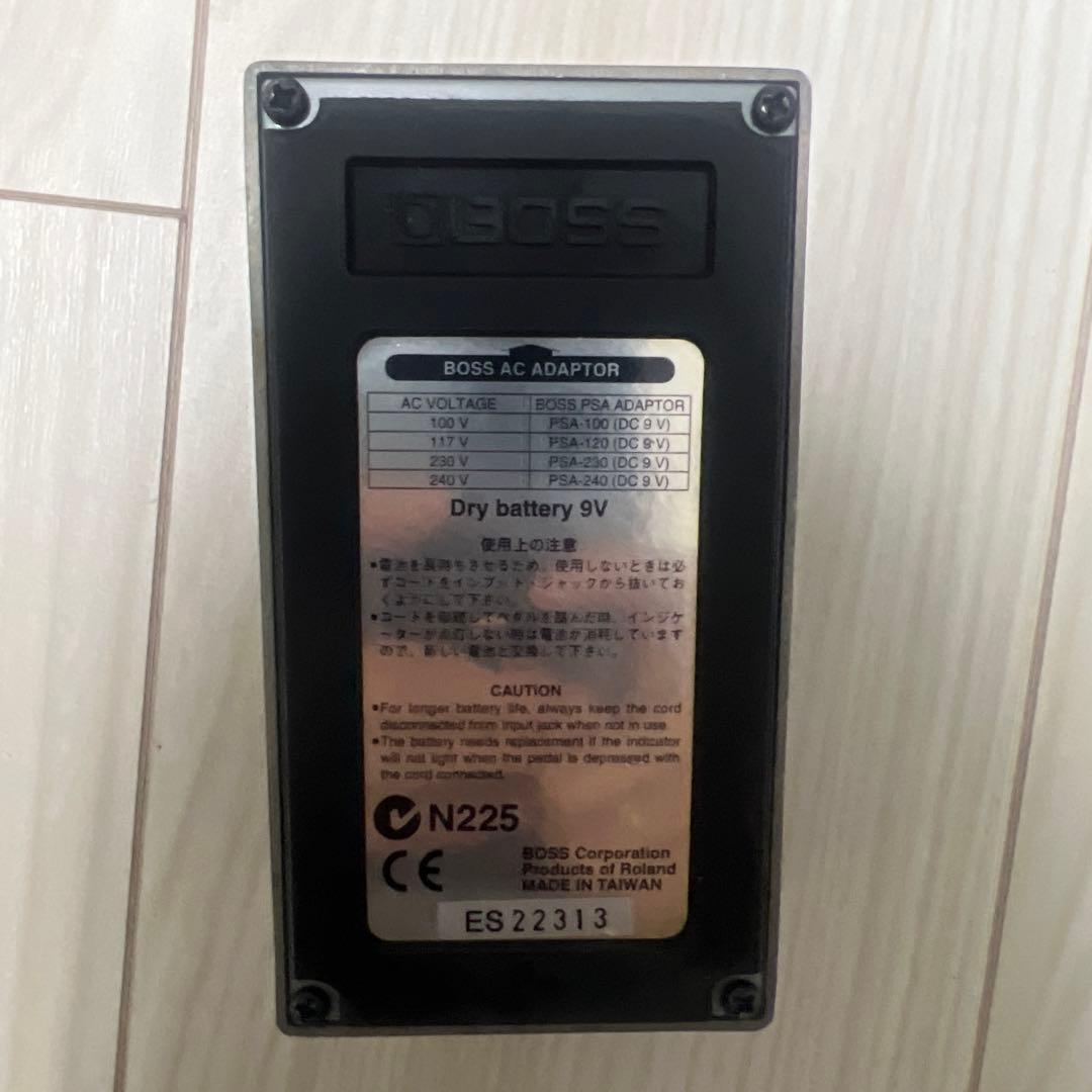 BOSS l Zone MT-2 ギターエフェクター　コード付き