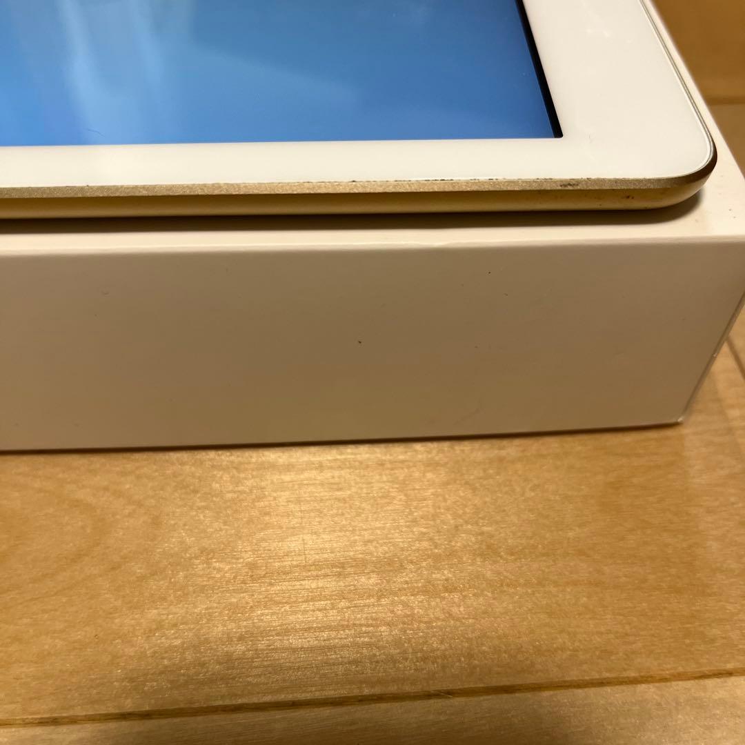 Apple iPad ゴールド 本体　第5世代　128GB