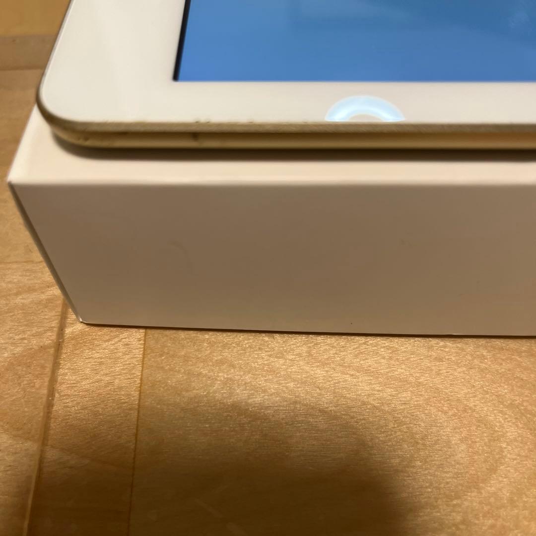 Apple iPad ゴールド 本体　第5世代　128GB