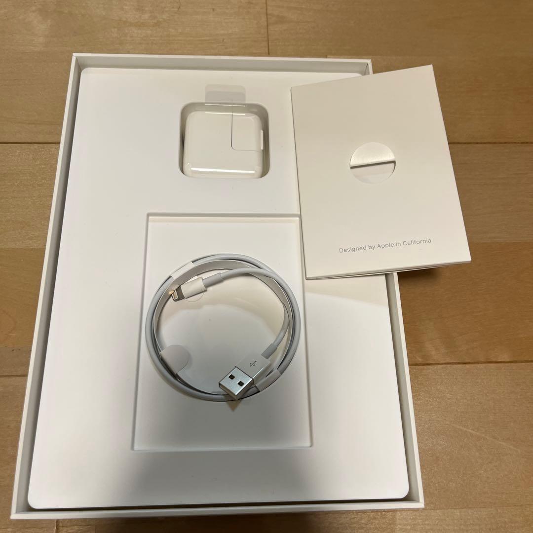 Apple iPad ゴールド 本体　第5世代　128GB