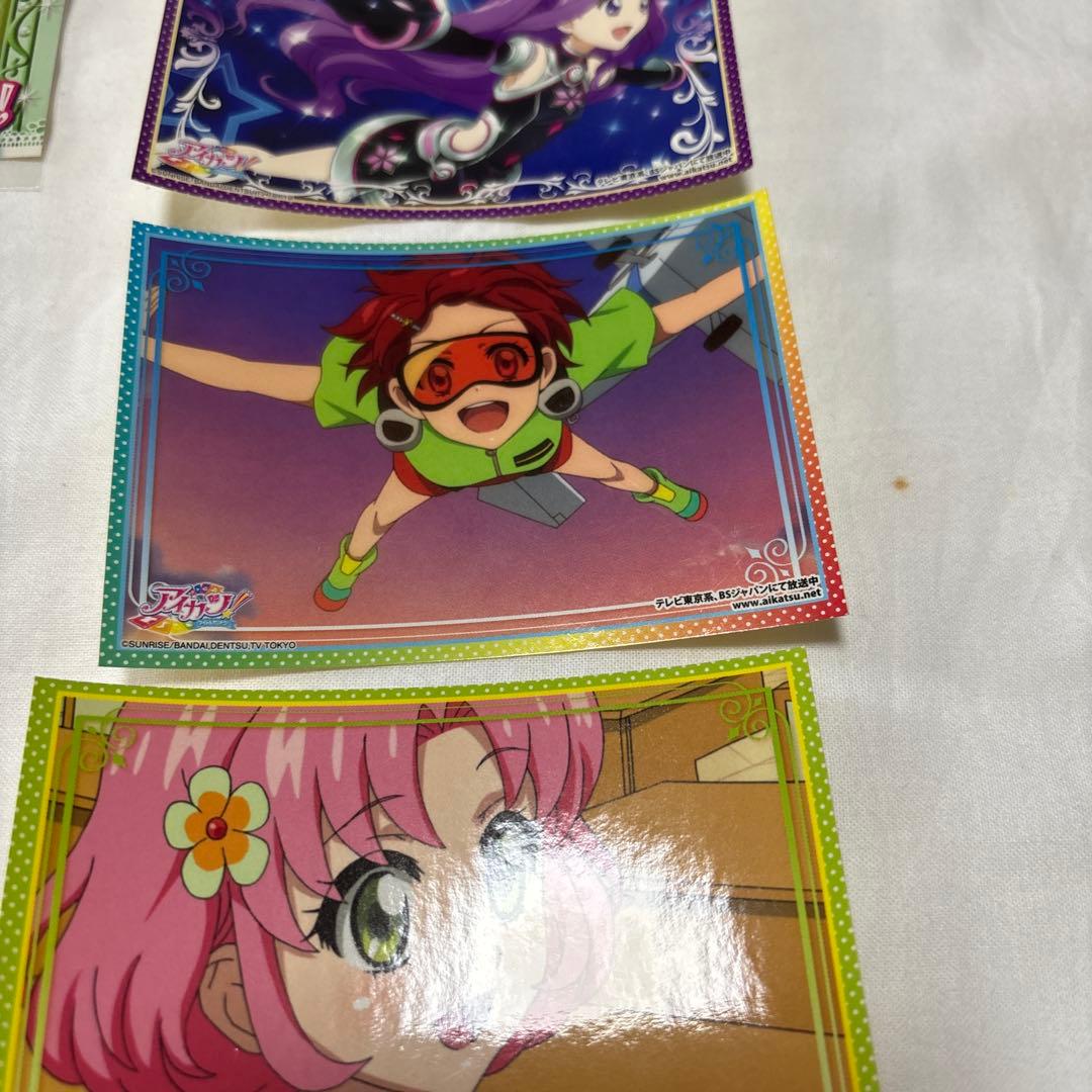 アイカツ　ポストカード４枚・ステッカー５枚