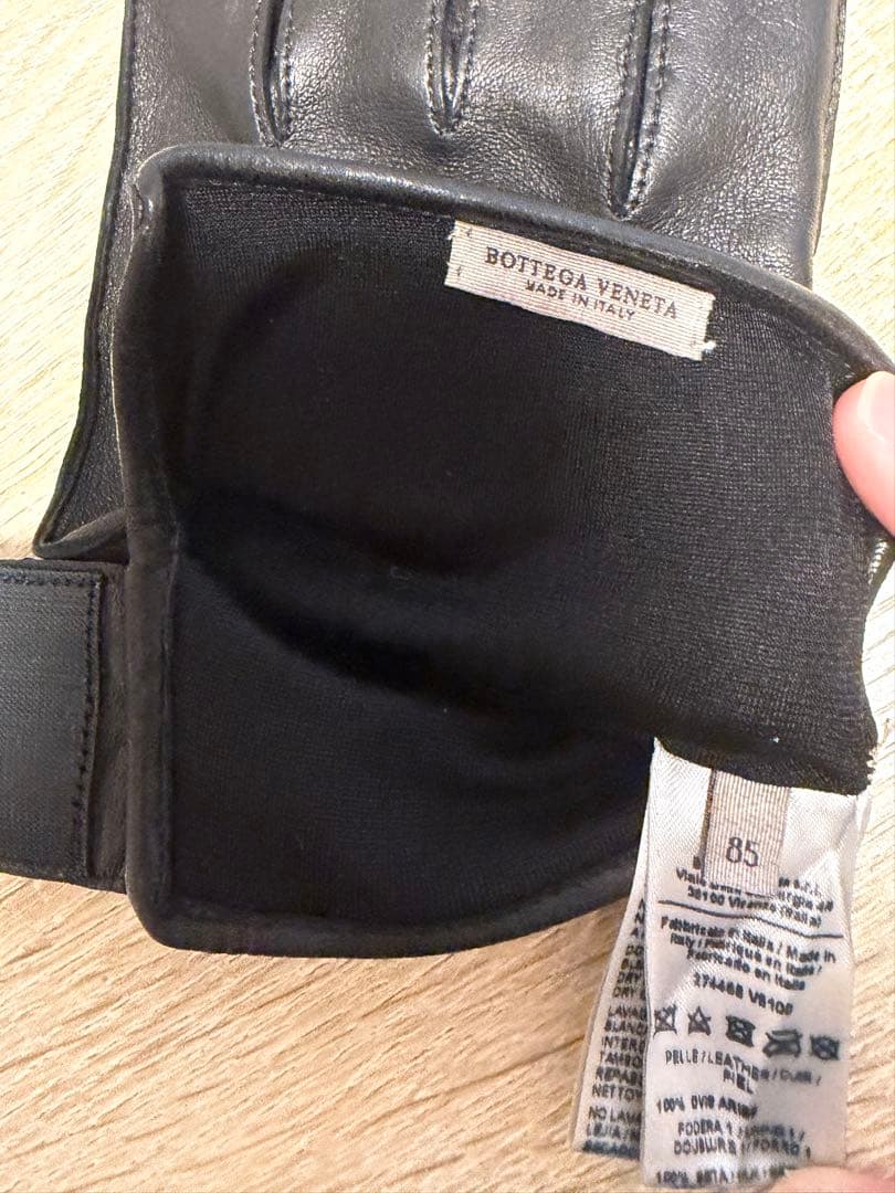 【土日限定セール】Bottega Veneta 黒手袋 編み込みカフ付き