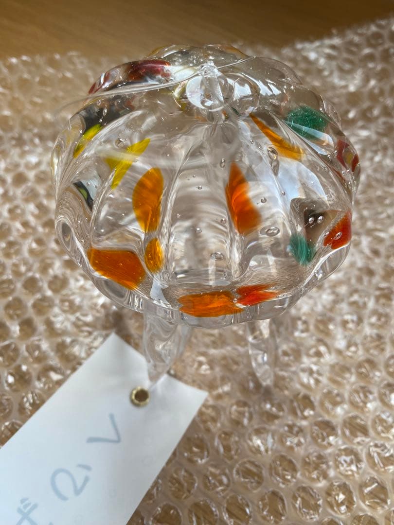 新品　くらげ風鈴　カラフル　ガラス細工 タクグラス クラゲ風鈴