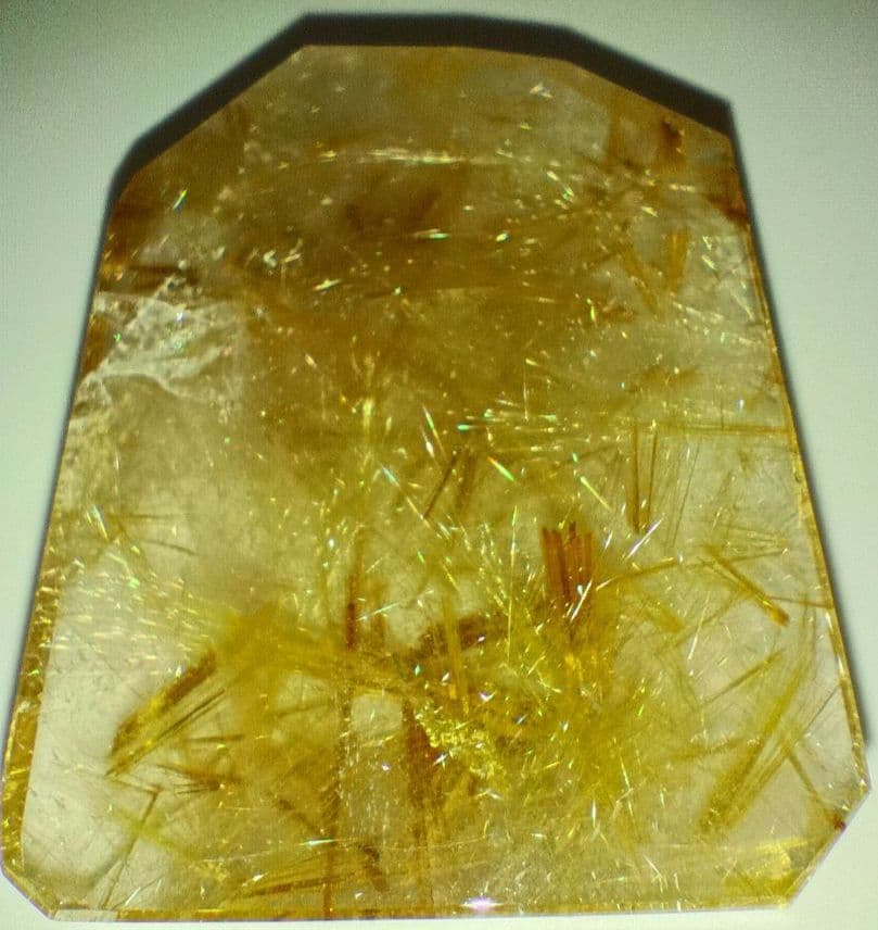 レア ゴールド タイチン ルチル 原石 クラスター 台座付き 高さ7.1cm