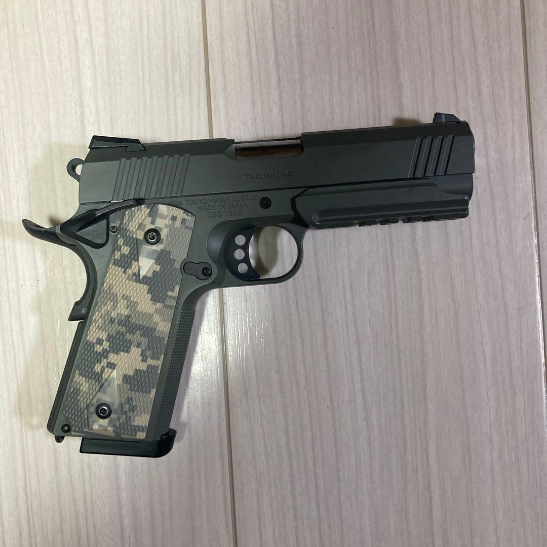 東京マルイ フォリッジウォーリア ガスブローバック　替マガジン1つ付