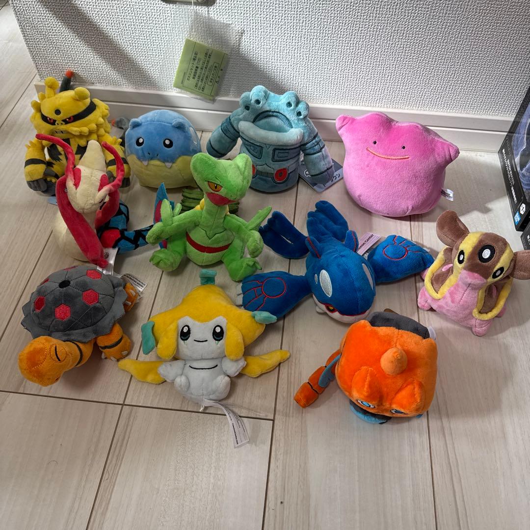 ポケモンfit まとめ売り　カイオーガ　ジラーチ　トリトドンなど